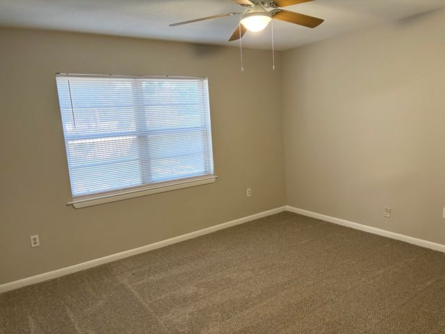 41 Maple Avenue, Shalimar, FL 32579