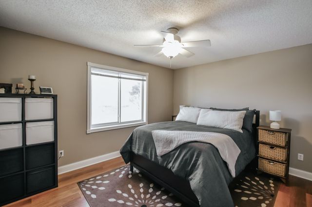 2226 Belfast Street W, Rosemount, MN 55068