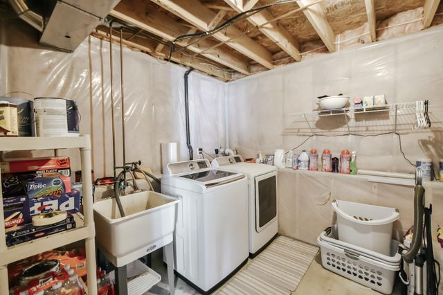 2226 Belfast Street W, Rosemount, MN 55068