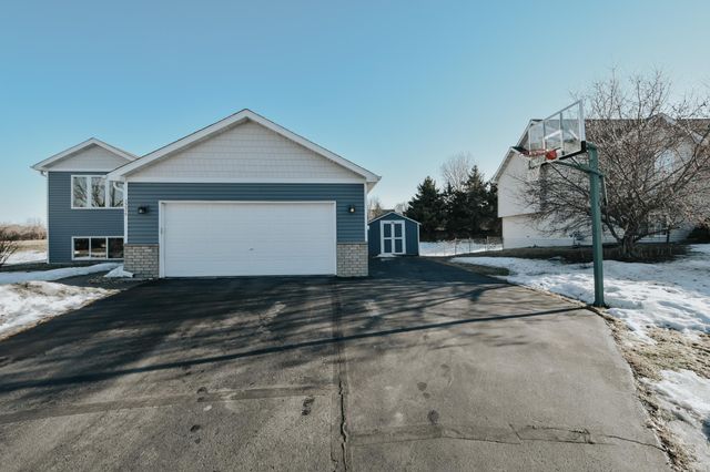 2226 Belfast Street W, Rosemount, MN 55068