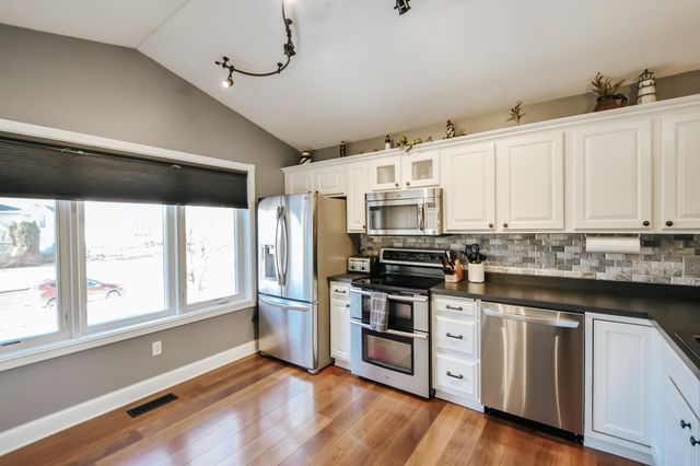 2226 Belfast Street W, Rosemount, MN 55068