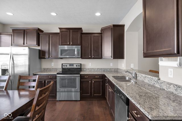 14029 Wimbleton Way, Fishers, IN 46037