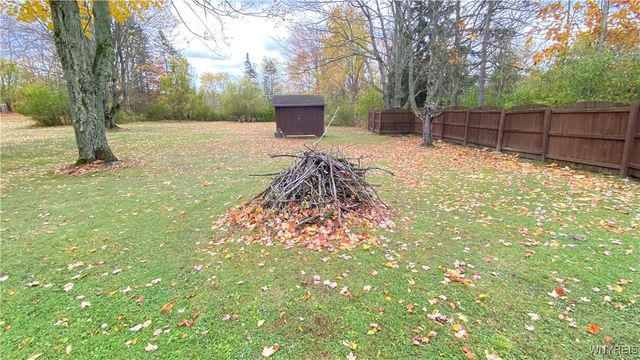 102 Grove Street, Evans, NY 14006