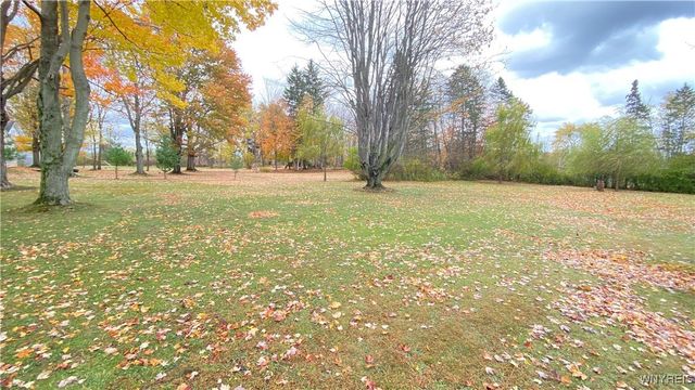 102 Grove Street, Evans, NY 14006