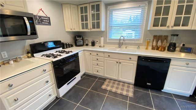 102 Grove Street, Evans, NY 14006