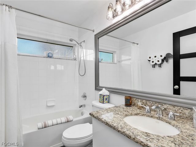 21232 Waymouth RUN, Estero, FL 33928