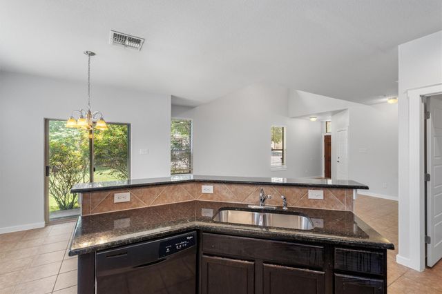 2001 Faro DR 50, Austin, TX 78741