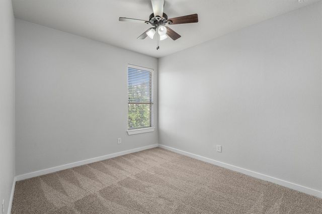 2001 Faro DR 50, Austin, TX 78741