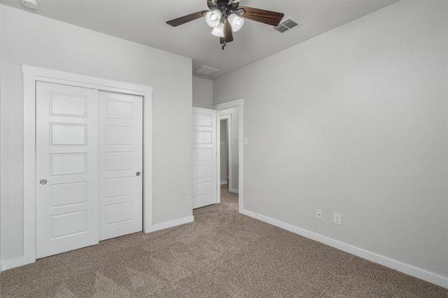 2001 Faro DR 50, Austin, TX 78741