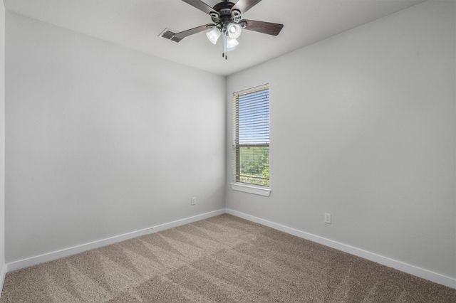 2001 Faro DR 50, Austin, TX 78741