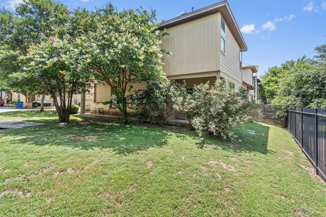 2001 Faro DR 50, Austin, TX 78741