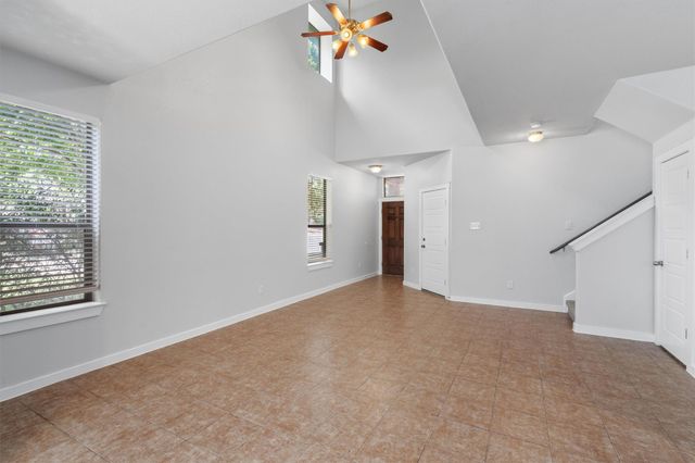 2001 Faro DR 50, Austin, TX 78741