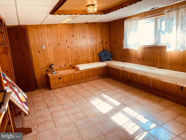 716 SUNSET DR, Somerdale, NJ 08083