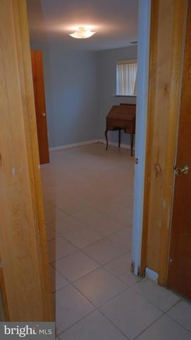 716 SUNSET DR, Somerdale, NJ 08083