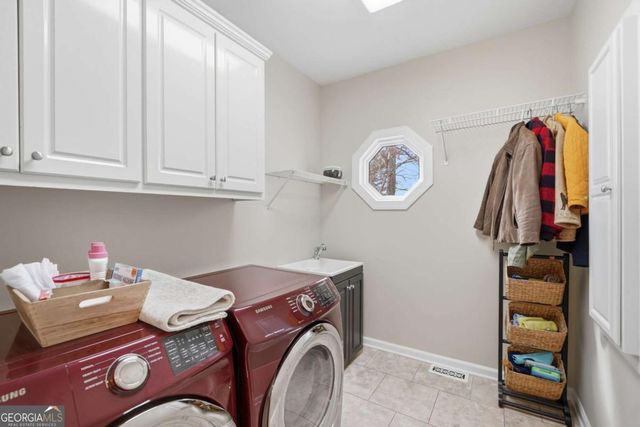 3219 Eagle Watch Drive, Woodstock, GA 30189