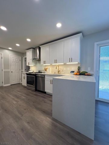 163 BURLINGTON AVE, Paterson City, NJ 07502