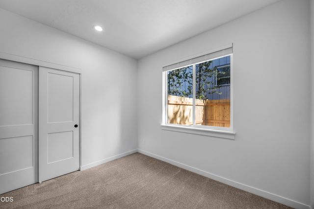 16639 Neil Lane Lot 14, La Pine, OR 97739