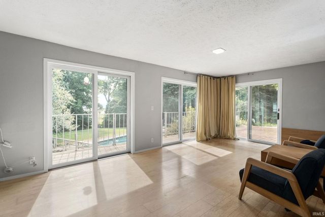 26670 Brush Trail, South Bend, IN 46628