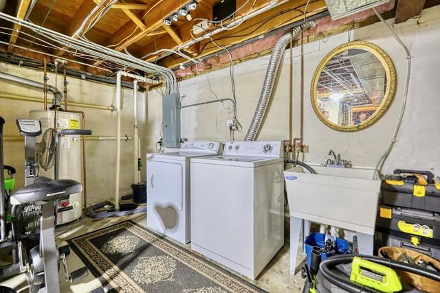 1705 E Road Six, Edgerton, WI 53534