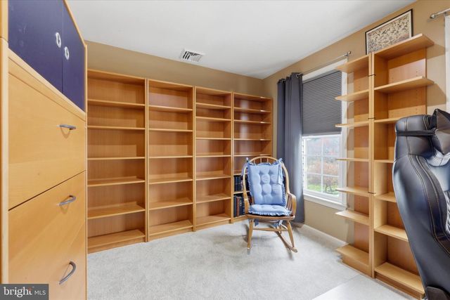 825 W BOXBOROUGH DR, Wilmington, DE 19810