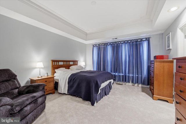 825 W BOXBOROUGH DR, Wilmington, DE 19810