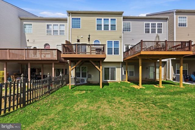 825 W BOXBOROUGH DR, Wilmington, DE 19810