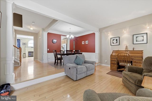 825 W BOXBOROUGH DR, Wilmington, DE 19810