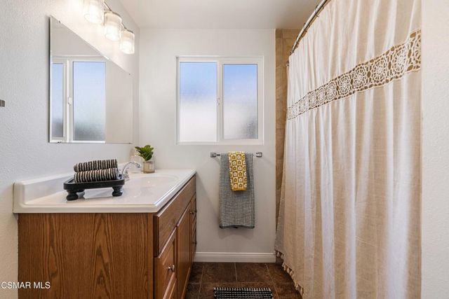 2037 Stanford Drive, Simi Valley, CA 93065