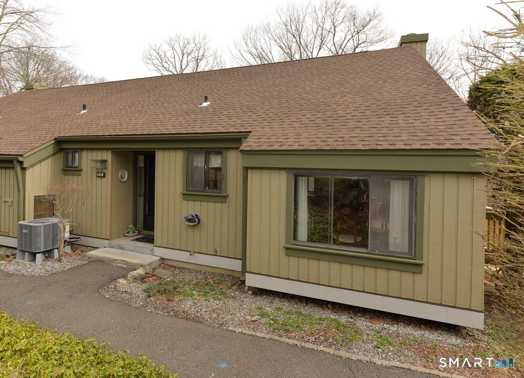 1016 Heritage Village B, Southbury, CT 06488