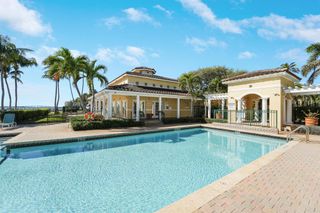 1035 Lake Shore Drive 101, Lake Park, FL 33403