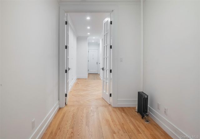 24-51 38TH Street A4, Astoria, NY 11103