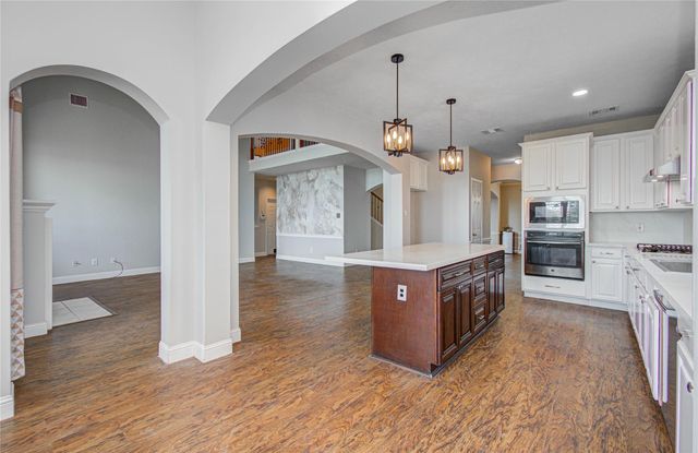 9408 Sundown Drive, Pearland, TX 77584