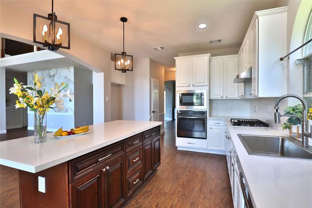 9408 Sundown Drive, Pearland, TX 77584