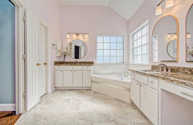 9408 Sundown Drive, Pearland, TX 77584