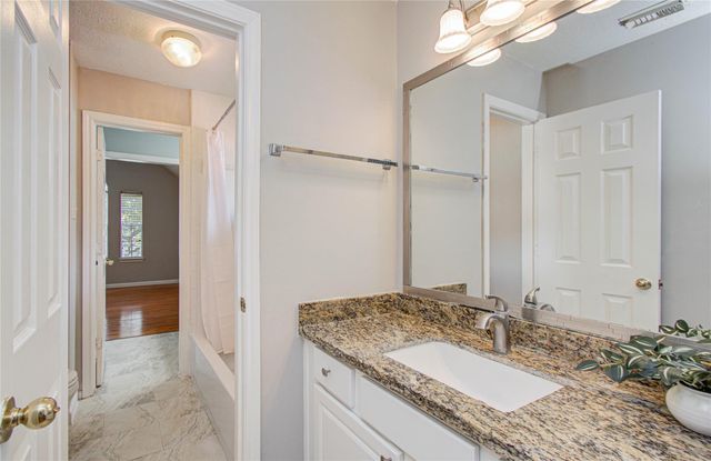 9408 Sundown Drive, Pearland, TX 77584