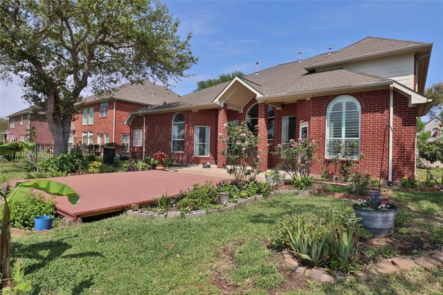 9408 Sundown Drive, Pearland, TX 77584