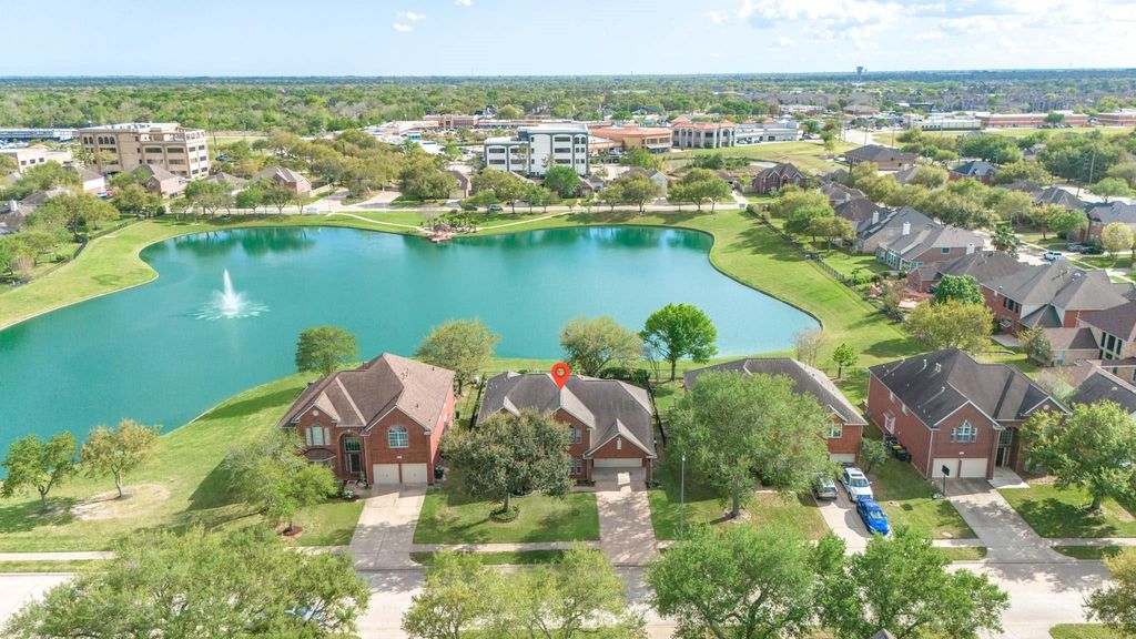 9408 Sundown Drive, Pearland, TX 77584