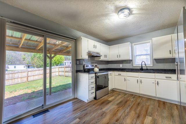 2968 Cedar Grove Road, Somerset, KY 42501