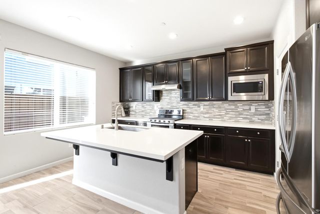 4109 Autumn Crossing Ln, Rocklin, CA 95677