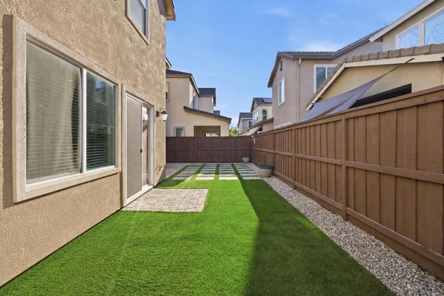 4109 Autumn Crossing Ln, Rocklin, CA 95677
