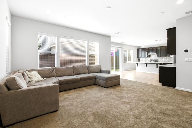 4109 Autumn Crossing Ln, Rocklin, CA 95677