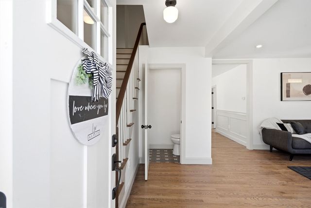 61 Nahant St, Wakefield, MA 01880