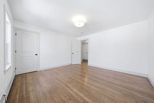 61 Nahant St, Wakefield, MA 01880