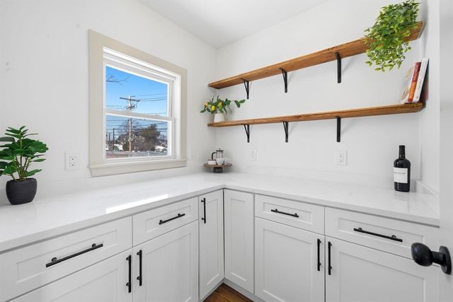 61 Nahant St, Wakefield, MA 01880