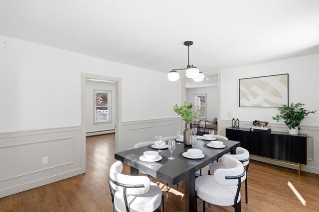 61 Nahant St, Wakefield, MA 01880