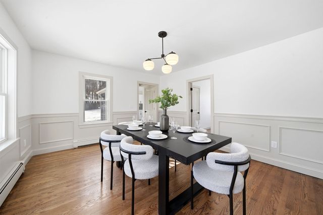 61 Nahant St, Wakefield, MA 01880