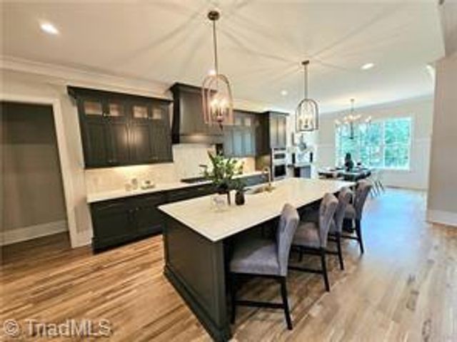 7519 Shadow Creek Drive, Summerfield, NC 27358