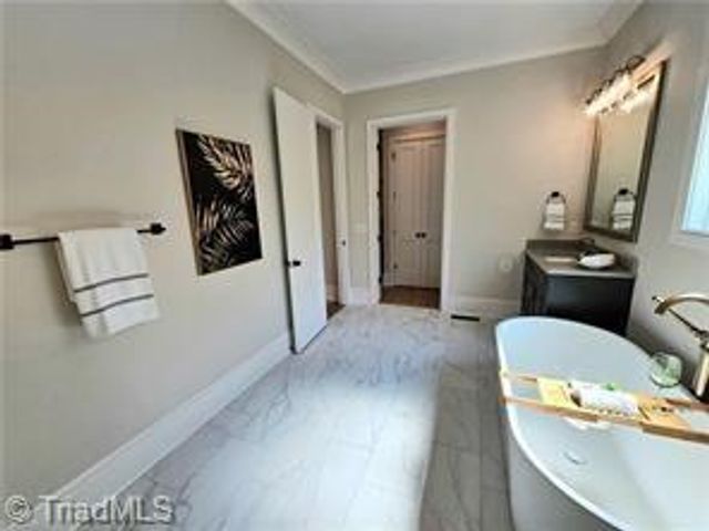 7519 Shadow Creek Drive, Summerfield, NC 27358