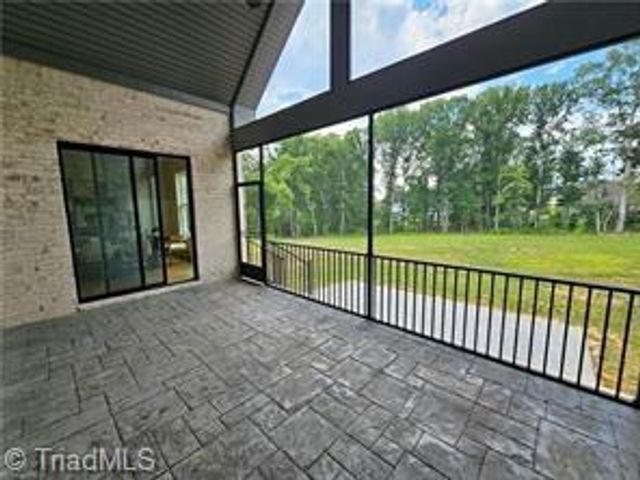 7519 Shadow Creek Drive, Summerfield, NC 27358