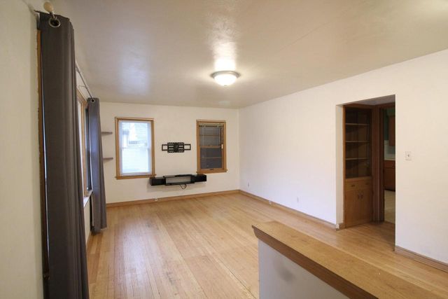 4461 N 69th STREET, Milwaukee, WI 53218